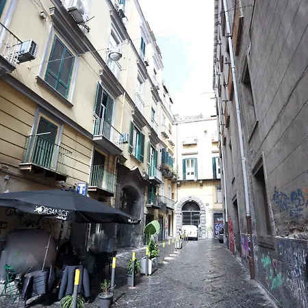 Guesthost - Storico 31 - Tiny & Comfy Apartament *