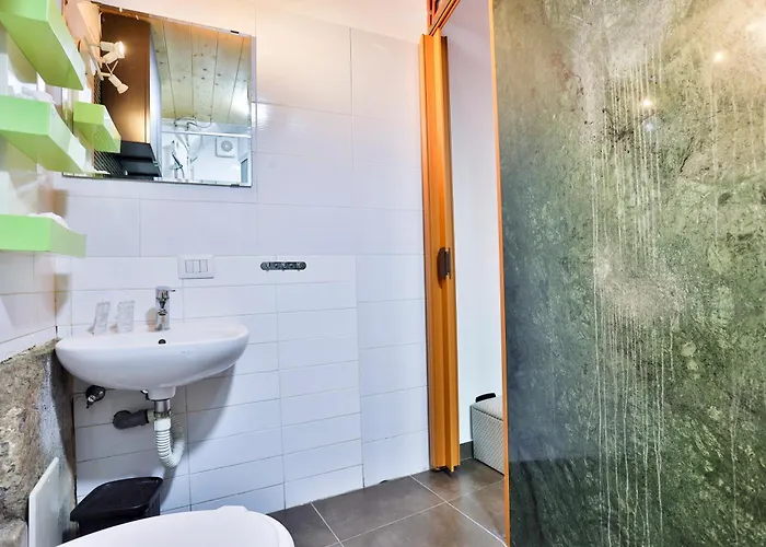 Guesthost - Storico 31 - Tiny & Comfy