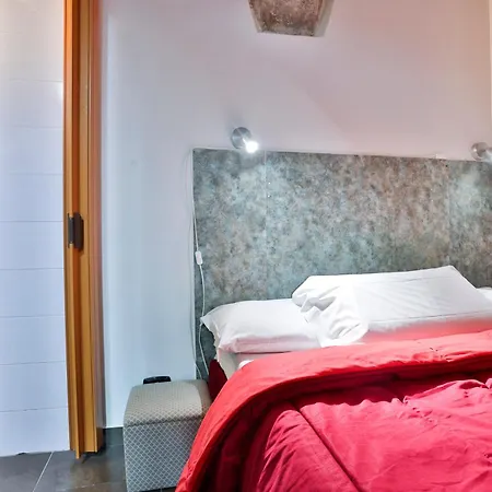 Guesthost - Storico 31 - Tiny & Comfy * Nápoles