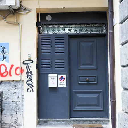 Guesthost - Storico 31 - Tiny & Comfy Napoli